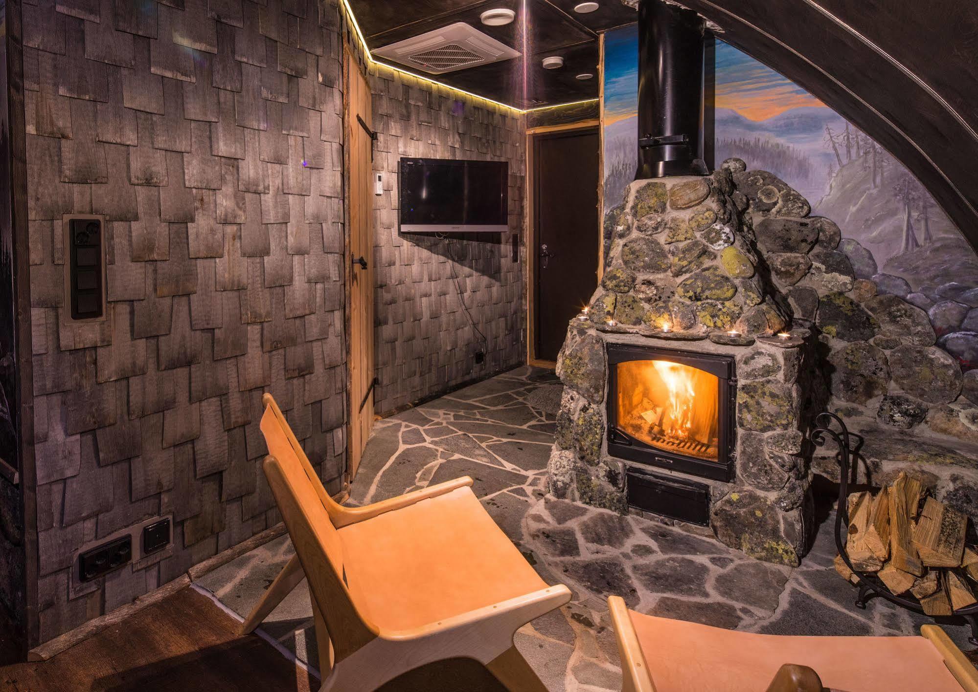 Lapland Northern Lights Hotel Ilveslinna رانوا المظهر الخارجي الصورة
